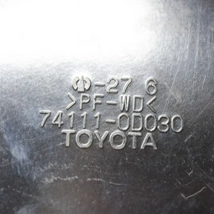 Toyota Hilux (AN10, AN20, AN30) (2011 - 2015) 741110D030 Передняя пепельница — фото 6