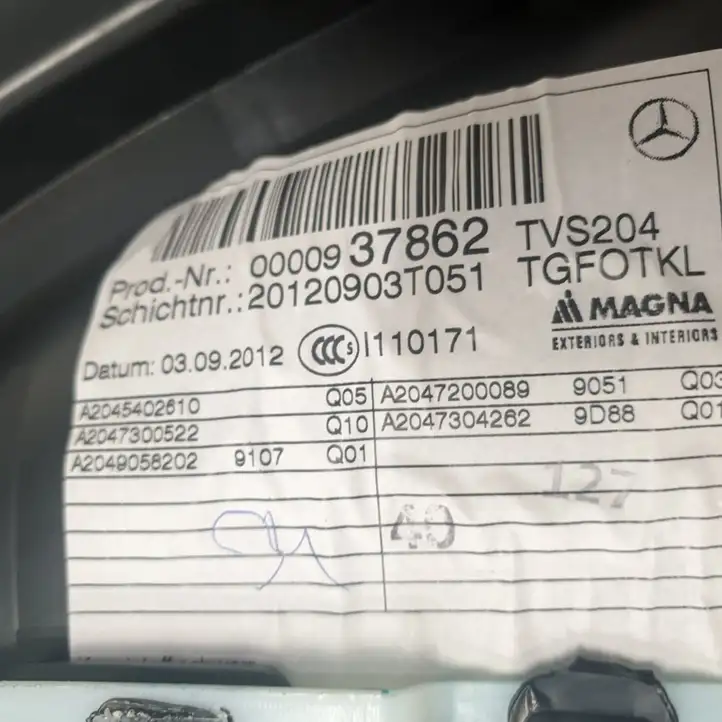 Mercedes-Benz C W204 (2007 - 2014) A2047200089 Обшивка задней двери — фото 7