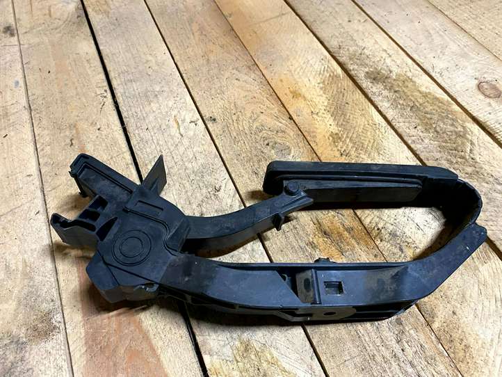 Mercedes-Benz E W211 (2002 - 2009)  a2113000404 Педаль акселератора
