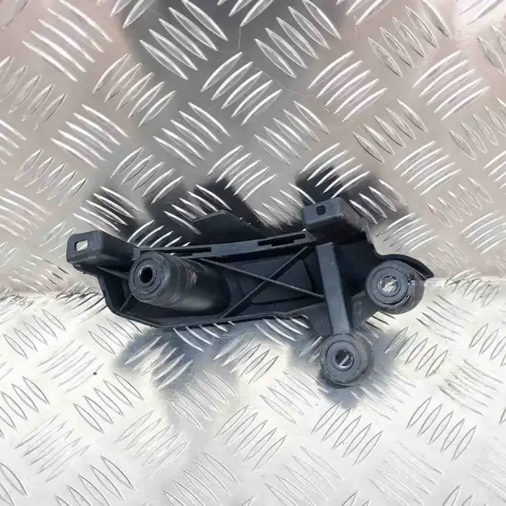 Citroen C3 (2016 - ) 9813361580 Кронштейн заднего бампера — фото 4