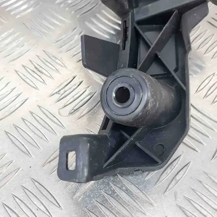 Citroen C3 (2016 - ) 9813361580 Кронштейн заднего бампера — фото 5