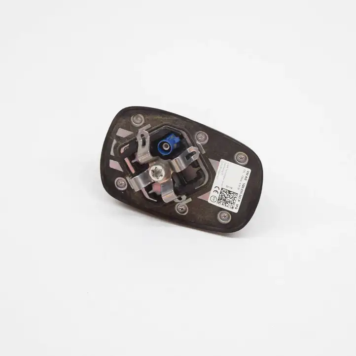 Skoda Karoq (2017 - ) 5Q0035507P GPS антенна — фото 3