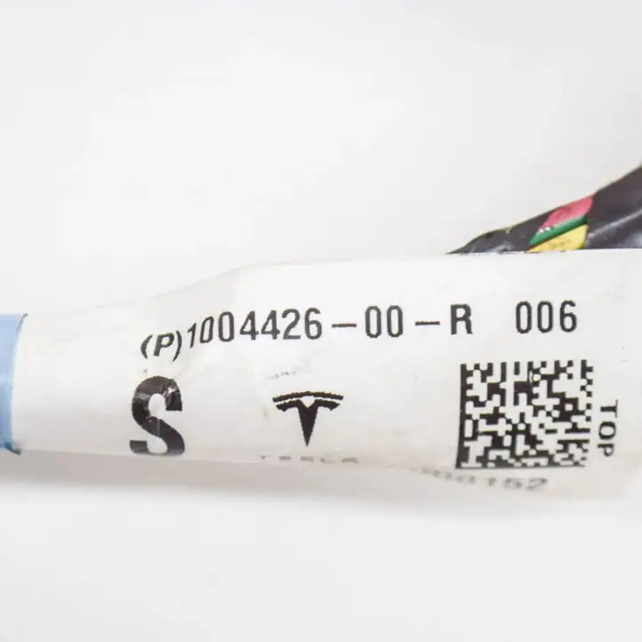 Tesla Model S (2016 - 2021) 100442600R Прочая электропроводка — фото 3
