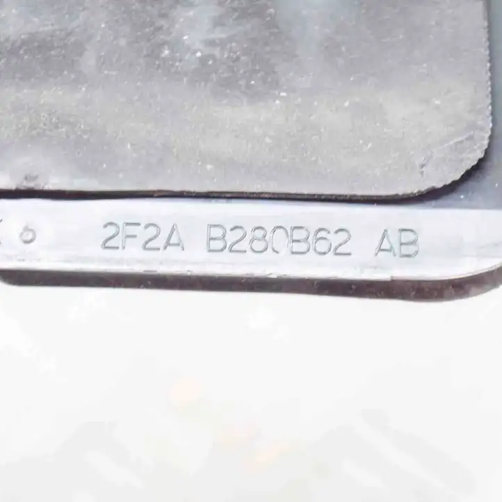 Tesla Model S (2016 - 2021) 2F2AB280B62AB Вентиляционная решетка кузова — фото 6