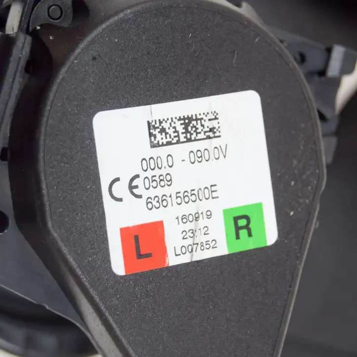 BMW 3 G20 G21 (2019 - ) 636156500E Задний ремень безопасности — фото 5