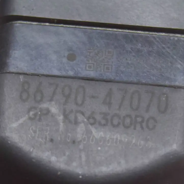 Toyota Prius (XW50) (2015 - ) 8679047070 Камера заднего вида в бампере — фото 6