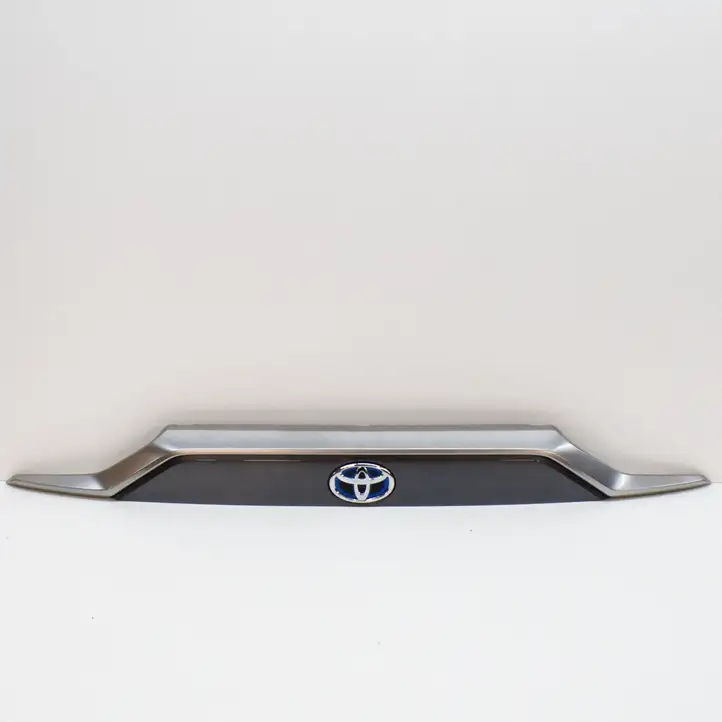 Toyota RAV 4 (XA50) (2018 - ) 7681142390 Подсветка номера — фото 2