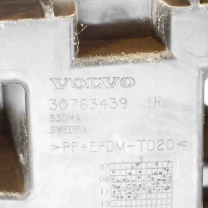 Volvo XC60 (2008 - 2013) 30763439 Кронштейн угловой части бампера — фото 6