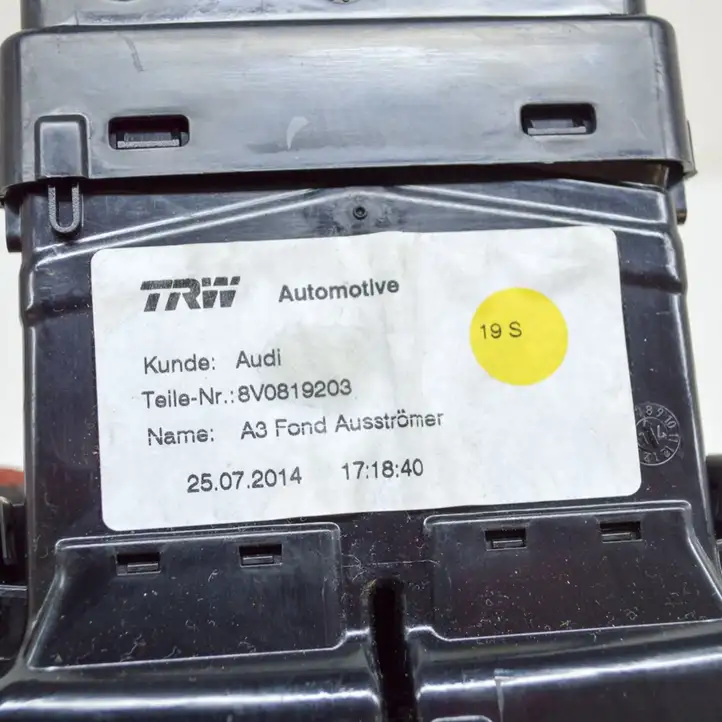 Audi A3/S3 8V (2012 - 2016) 8V0819203 Другая деталь консоли (туннеля) — фото 7