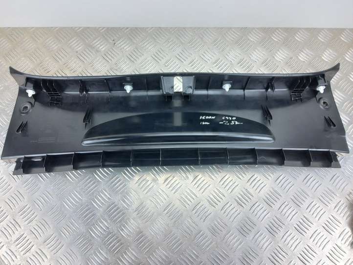 Mercedes-Benz C W205 (2014 - 2021)  A2056900341 Отделка порога багажника