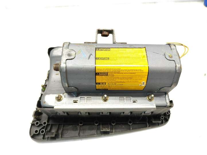 Toyota Yaris (2003 - 2005)   Подушка безопастности пассажира