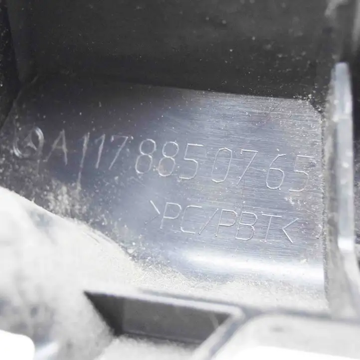 Mercedes-Benz CLA C117,X117,W117 (2013 - 2019) A1178850765 Кронштейн угловой части бампера — фото 6