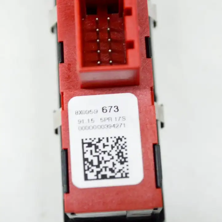 Audi S1 (2014 - 2019) 8X0959673 Кнопка фаркопа в багажнике — фото 6