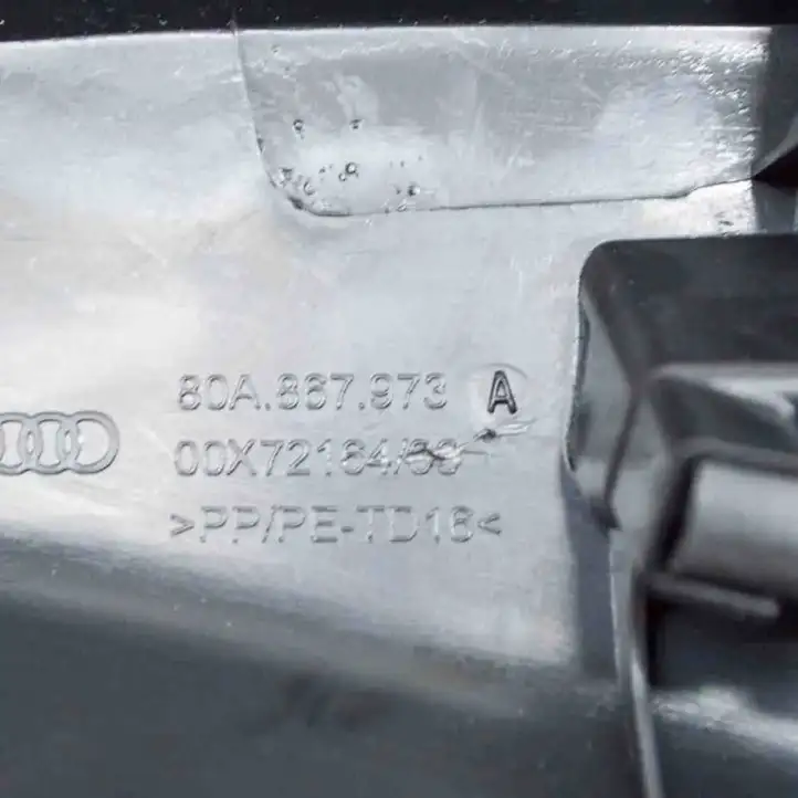 Audi Q5 SQ5 (2017 - ) 80A867973A Обшивка багажника — фото 6