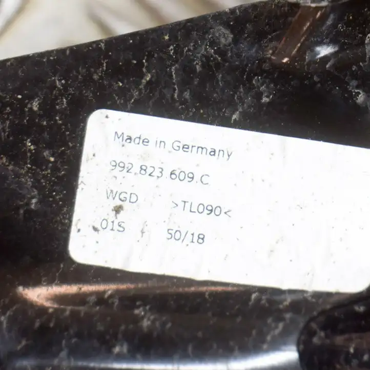 Porsche 911 992 (2019 - ) 992823609C Другая часть кузова — фото 6