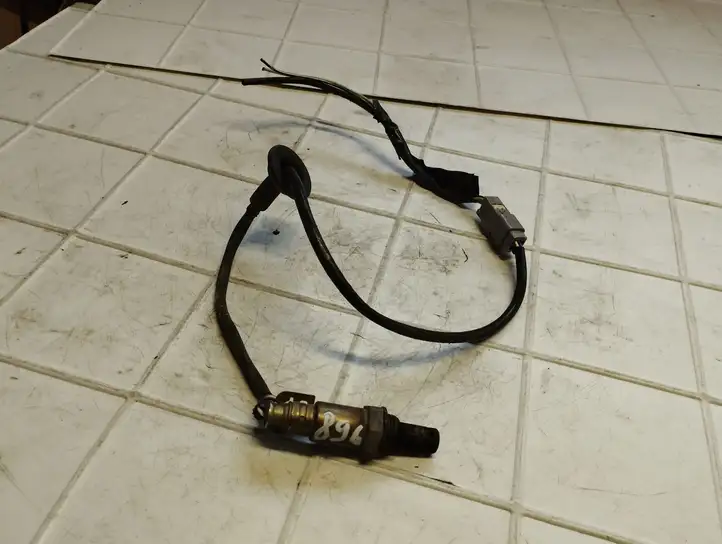 Toyota Corolla Verso AR10 (2004 - 2009) 8946764020 Лямбда-зонд — фото 1