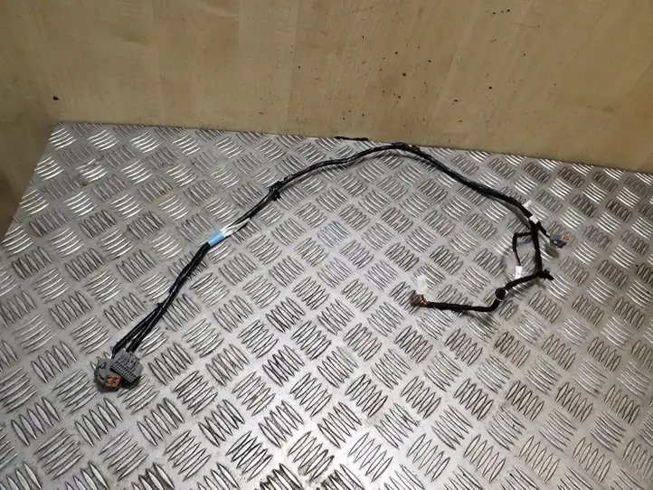 Tesla Model S (2016 - 2021) 100441800L Прочая электропроводка — фото 1