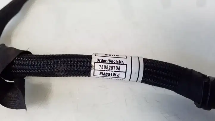 BMW 3 E90 E91 (2005 - 2012)  780825704 Провода свечей накалывания