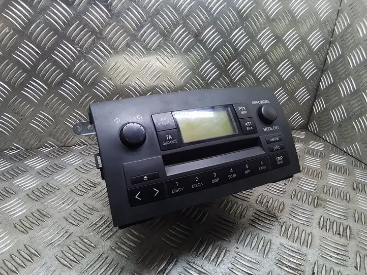 Toyota Corolla Verso E121 (2001 - 2004) 8612013060B0 Магнитола / мультимедийная система — фото 4