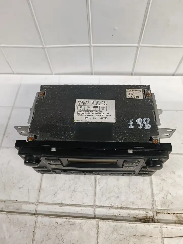 Toyota RAV 4 (XA20) (2000 - 2005) 8612042061 Магнитола / мультимедийная система — фото 3