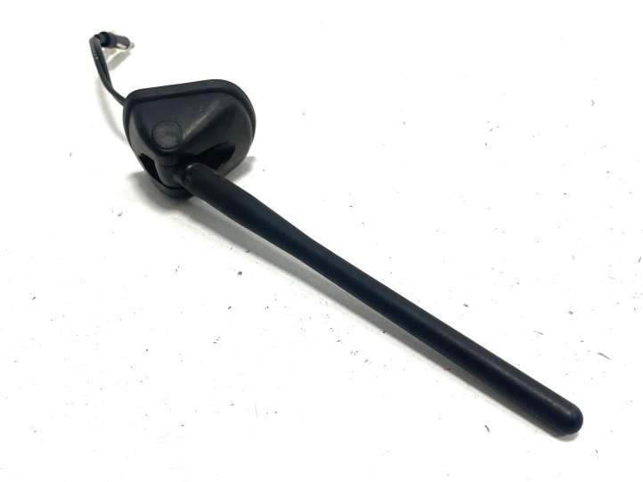 B1A1815 Mitsubishi Outlander Antena (GPS antena)