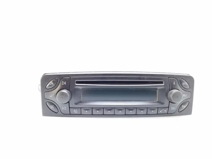 Mercedes-Benz C W203 (2000 - 2007) A2038203485 Магнитола / мультимедийная система — фото 1