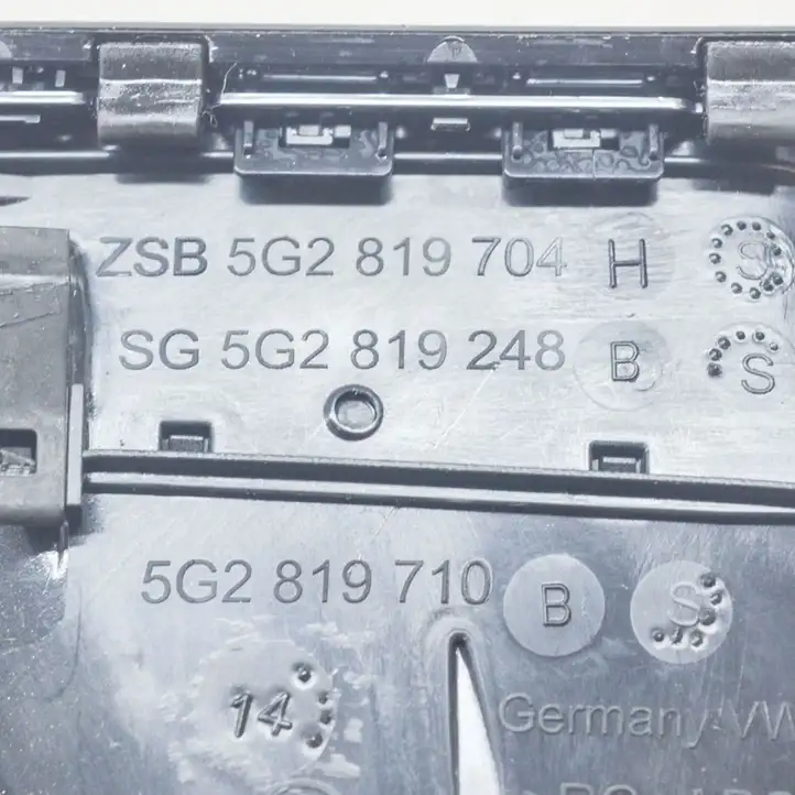 Volkswagen Golf VII (2013 - 2019) 5G2819704H Воздушная решетка панели — фото 5