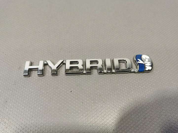 Toyota C-HR (2016 - 2022)   буквы модели автомобиля