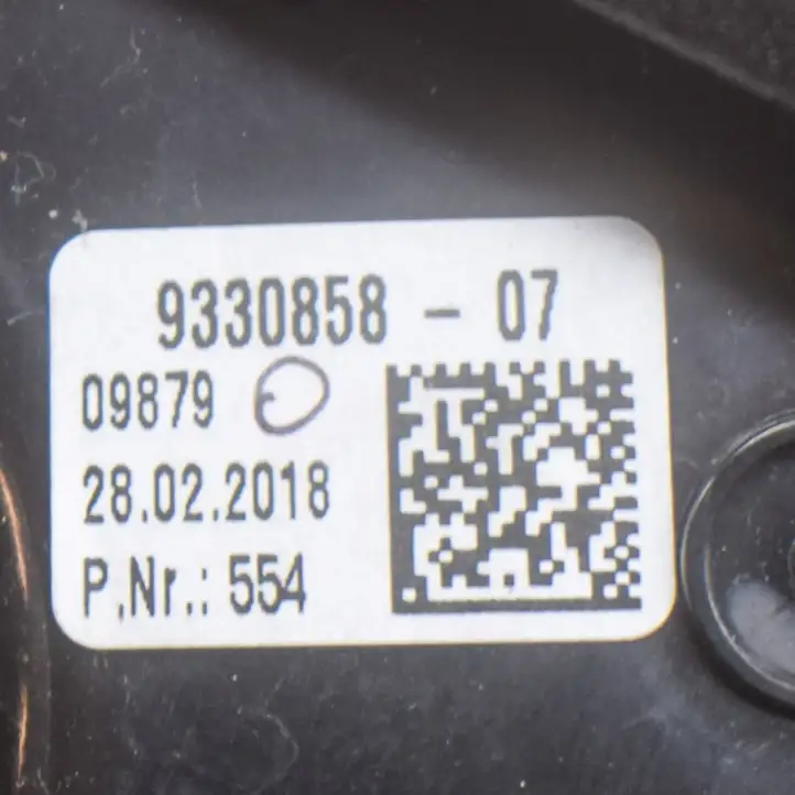 BMW 5 G30 G31 (2016 - ) 9330858 Воздушная решетка панели — фото 6