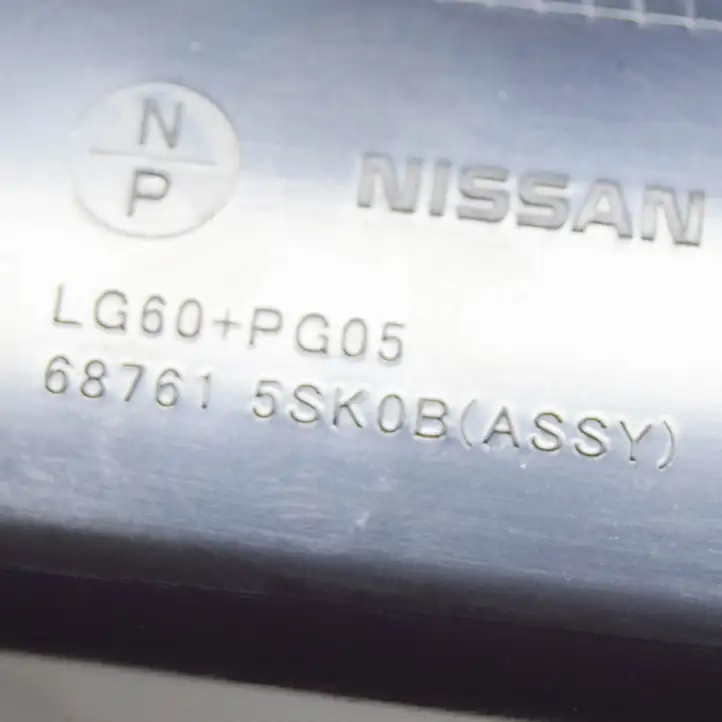 Nissan Leaf II (ZE1) (2017 - ) 687615SK0B Воздушная решетка панели — фото 6