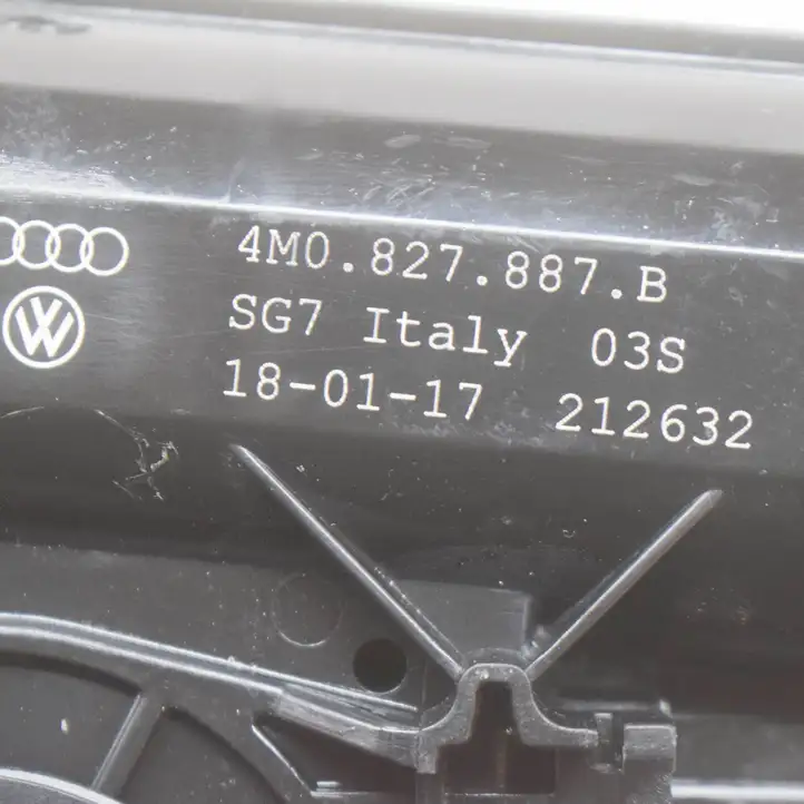 Audi Q7 4M (2015 - ) 4M0827887B Доводчик крышки багажника — фото 6