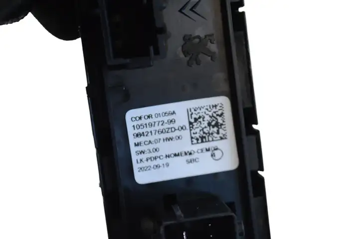 Citroen C4 (2016 - ) 98421760ZD00 Кнопка стеклоподъемников — фото 5
