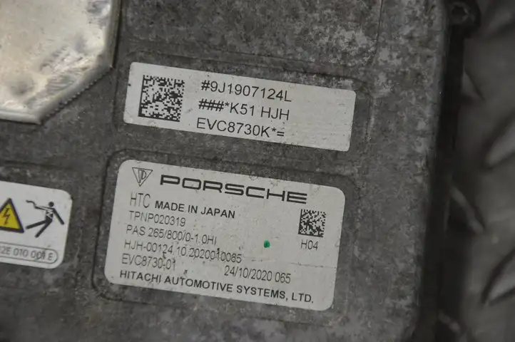 Porsche Taycan 9J1 (2019 - ) 9J1907124L Инвертор напряжения — фото 8