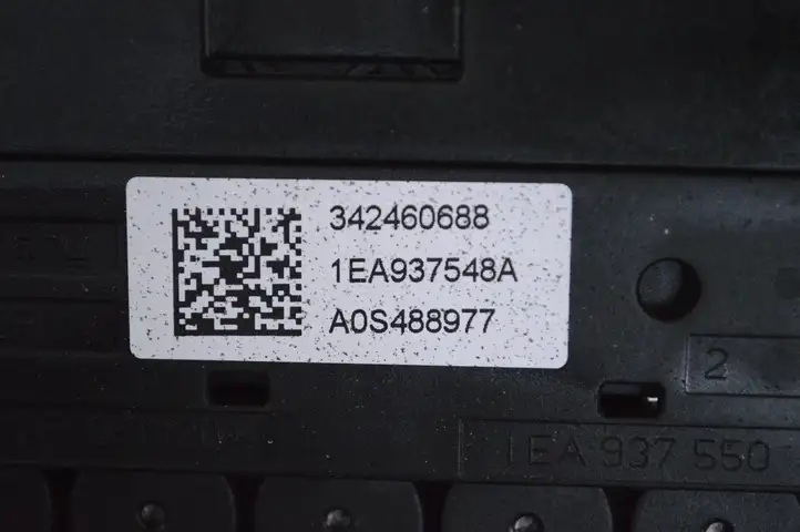 Skoda Enyaq iV (2020 - ) 1EA937548A Клеммный узел плюсовых проводов — фото 5