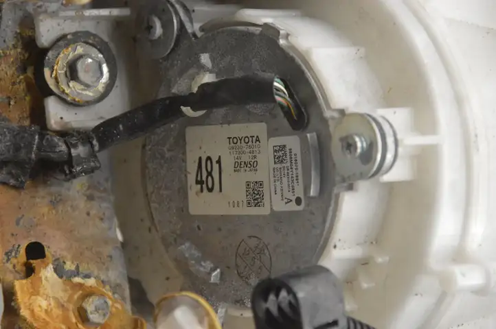 Toyota Prius (XW30) (2009 - 2015) G384347031 Аккумулятор гибридного / электрического автомобиля — фото 2