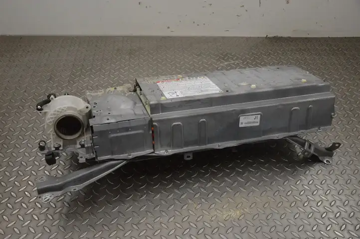 Toyota Prius (XW30) (2009 - 2015) G384347031 Аккумулятор гибридного / электрического автомобиля — фото 4