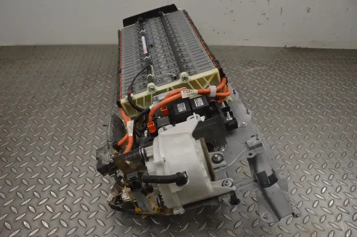 Toyota Prius (XW30) (2009 - 2015) G384347031 Аккумулятор гибридного / электрического автомобиля — фото 8
