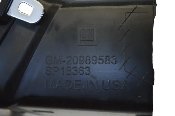 Chevrolet Corvette C7 (2014 - 2019) 20989583 Воздушная решетка панели — фото 5
