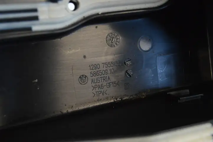 BMW 6 F12 F13 (2010 - 2018) 7555155 Крышка ящика предохранителей — фото 5