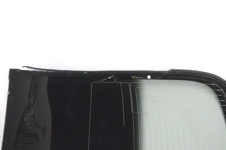 Tesla Model 3 (2017 - 2023) 147292500B Заднее стекло — фото 3