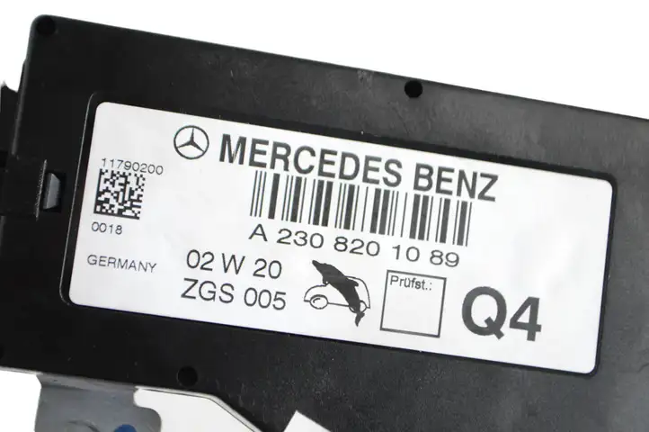 Mercedes-Benz SL R230 (2001 - 2012) A2308201089 Усилитель антенны — фото 5