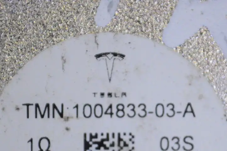 Tesla Model S (2016 - 2021) 100483303A Динамики передних дверей — фото 5