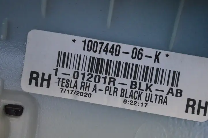 Tesla Model S (2016 - 2021) 100744006K Обшивка стойки A — фото 5