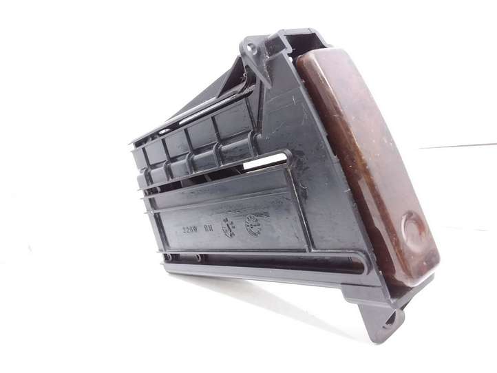 Ford Focus (1998 - 2004)  226WRH Передний держатель чашки