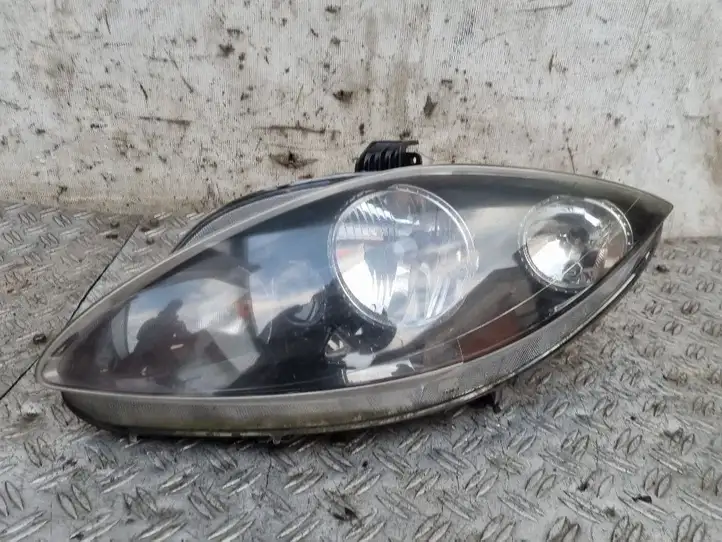 Seat Leon (1P) (2005 - 2012) 5P2941005D Передняя фара — фото 1