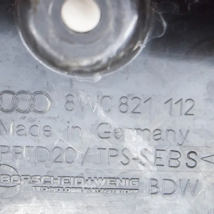 Audi A4 S4 B9 (2015 - 2019) 8W0821112 Накладка крыла — фото 7