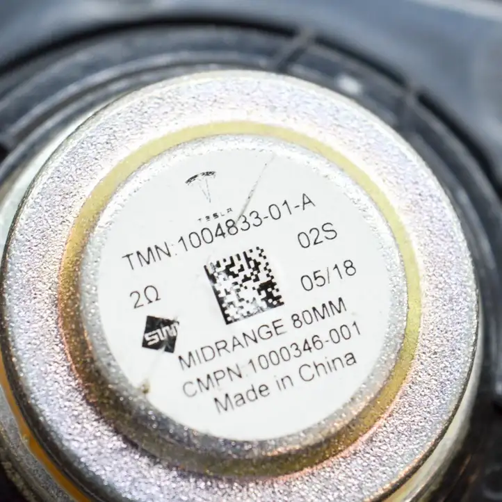 Tesla Model X (2015 - 2021) 105051800E Другая часть кузова — фото 6