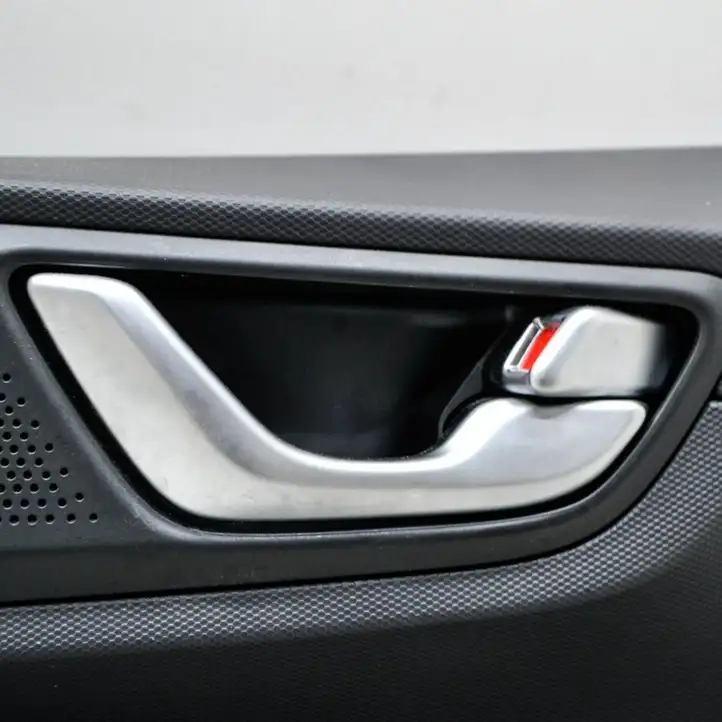 Hyundai Ioniq (2016 - ) 82340G2000T9Y Обшивка передней двери — фото 3