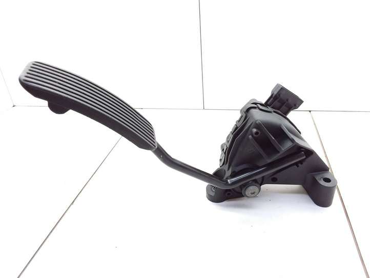 Opel Vectra (2002 - 2005)  6PV00832300 Педаль акселератора