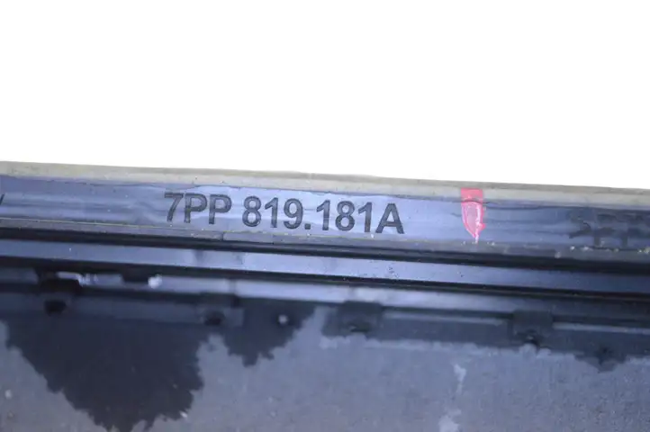 Porsche Taycan 9J1 (2019 - ) 7PP819181A Вентиляционная решетка кузова — фото 5